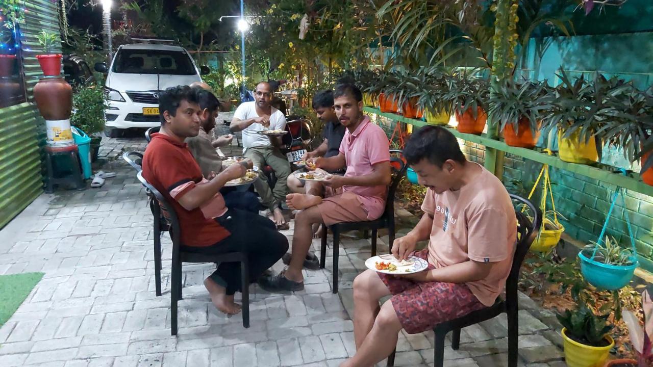 Green View Homestay Siliguri Dış mekan fotoğraf